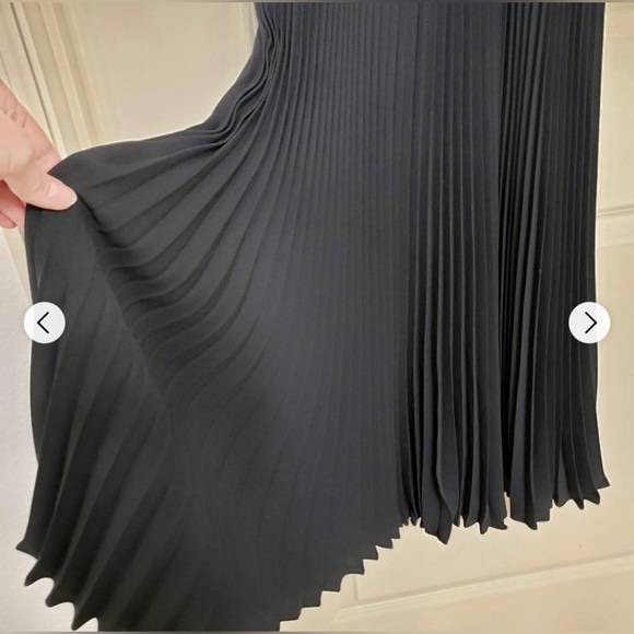 Kate spade black and gold dress, size 2, like new excellent condition, worn once - Picture 5 of 6